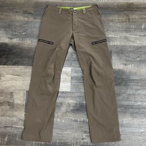 REI Lightweight Hiking Pants,Trail-Ready Nylon Blend,30x32, pre-owned condition
